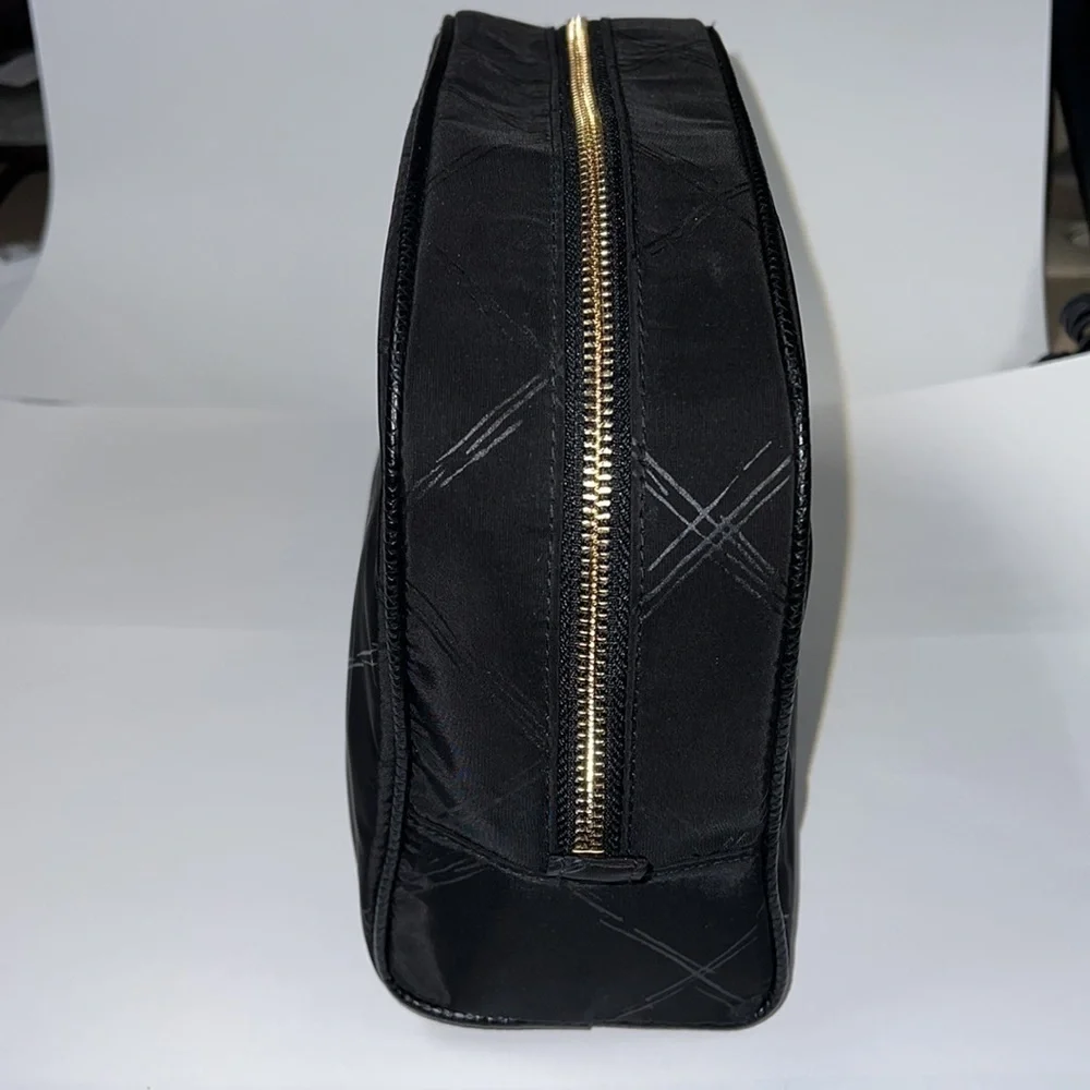Vera Bradley Large Black Nylon Zip Around Toiletry Cosmetic Dopp Kit Bag